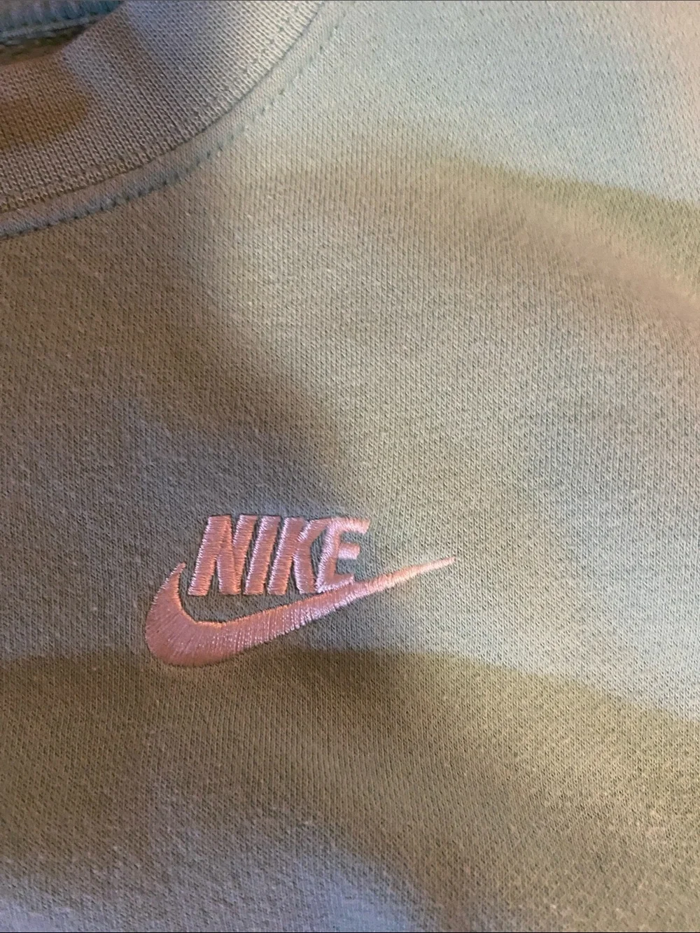 Nike Mint Green Crewneck Sweatshirt